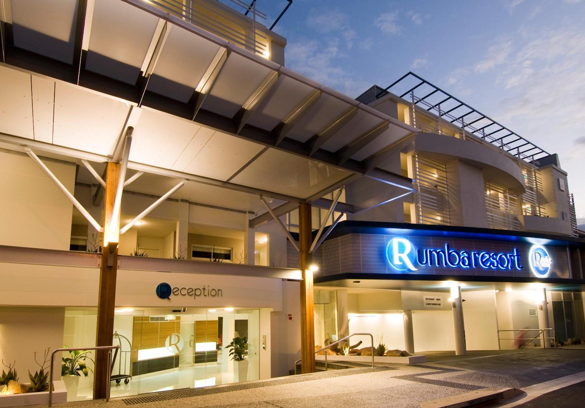Rumba Beach Resort Caloundra Exterior photo The hotel's entrance